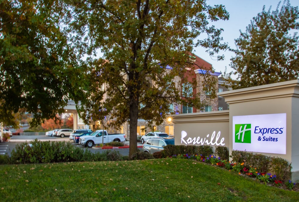 Holiday Inn Express Hotel & Suites Roseville Galleria Area by IHG - photo 107