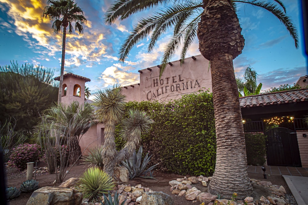 Hotel California - last minute hotel in Palm Springs