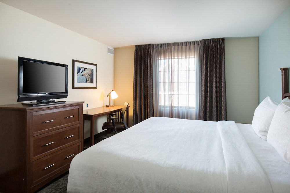 Staybridge Suites Toledo Maumee by IHG - photo 11