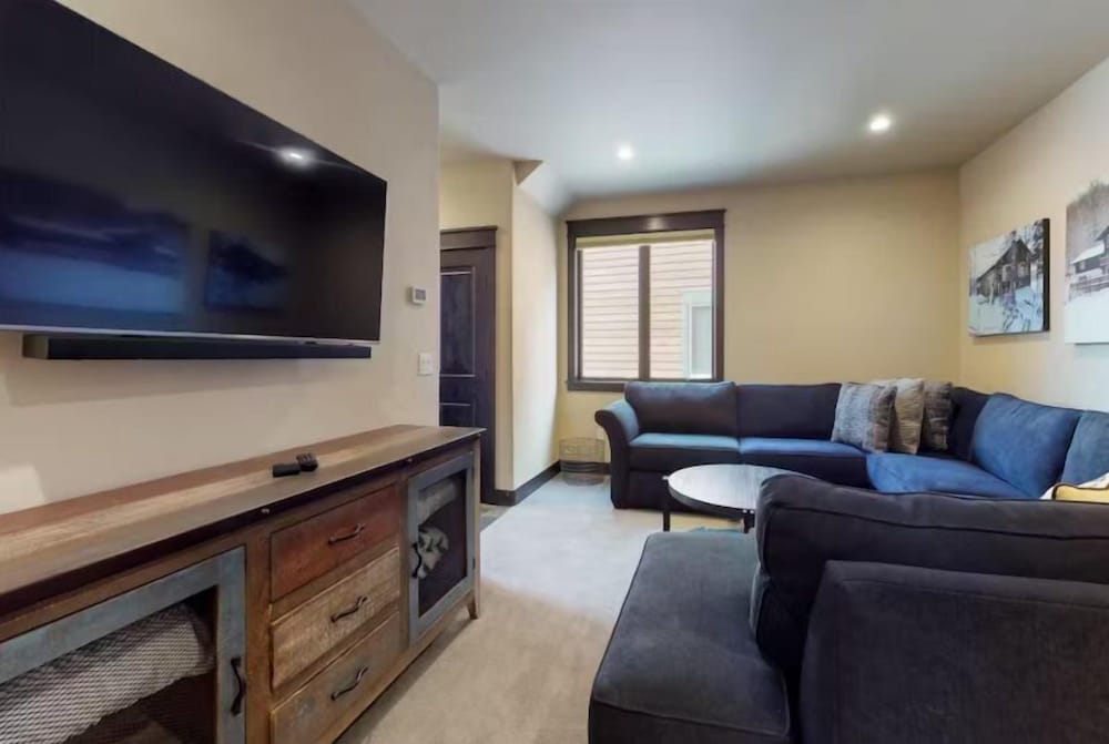 River Run Townhomes by Vail Resorts - photo 15