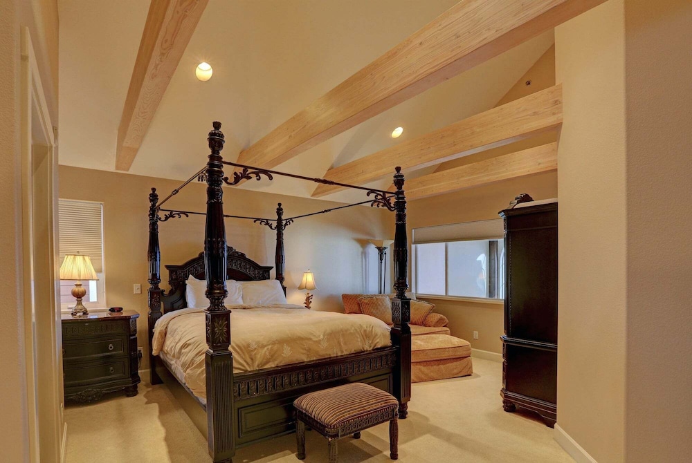 Land's End Resort - photo 53