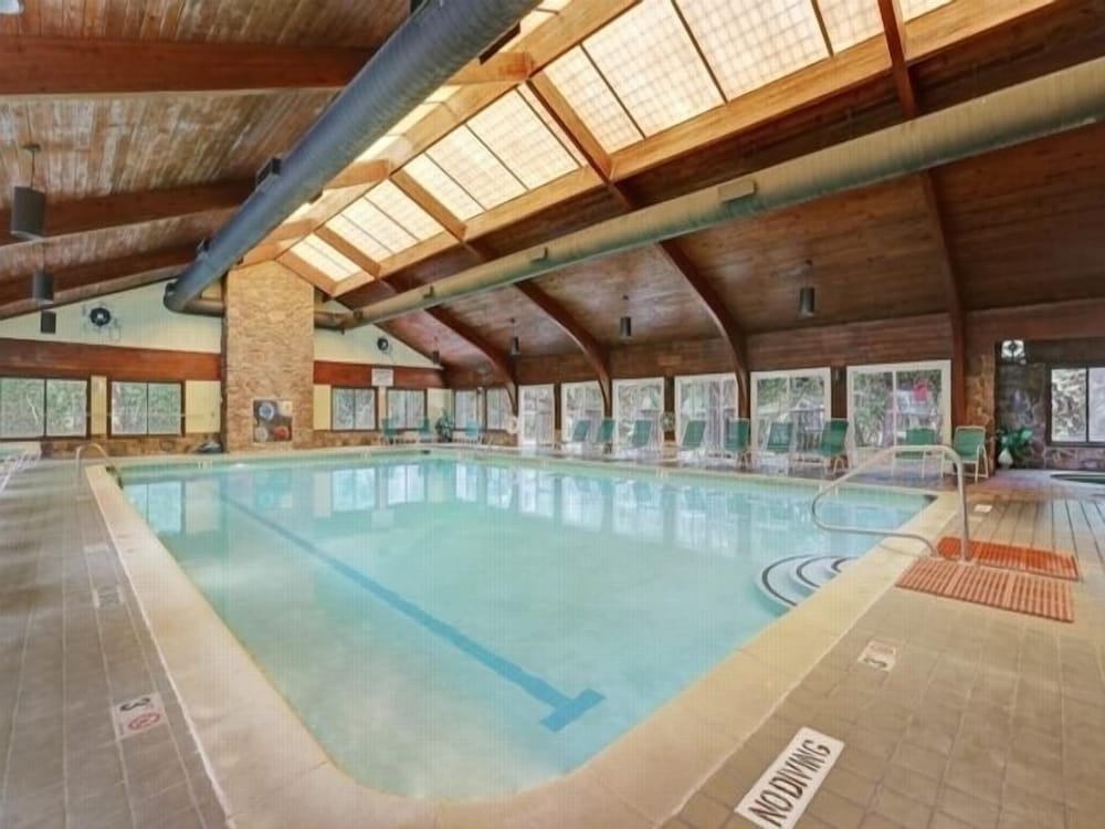 Beach Blanket Spacious Condo With Private Beach Access And Resort Amenities 3 Bedroom Condo by RedAwning - photo 23