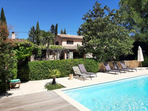 Butterfly - carbon neutral hotel in Lorgues
