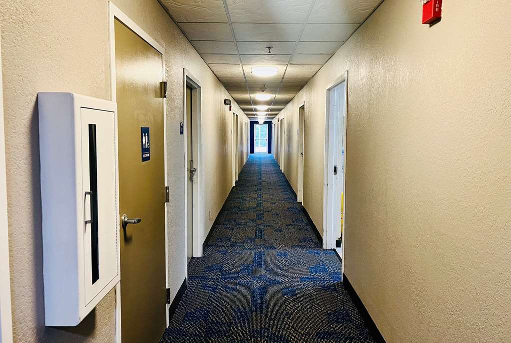Microtel Inn by Wyndham Georgetown - photo 38