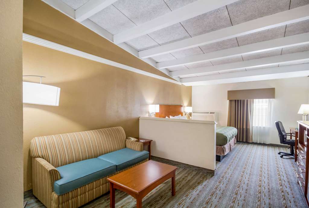 Quality Inn & Suites Kansas City Independence I 70 East - photo 19