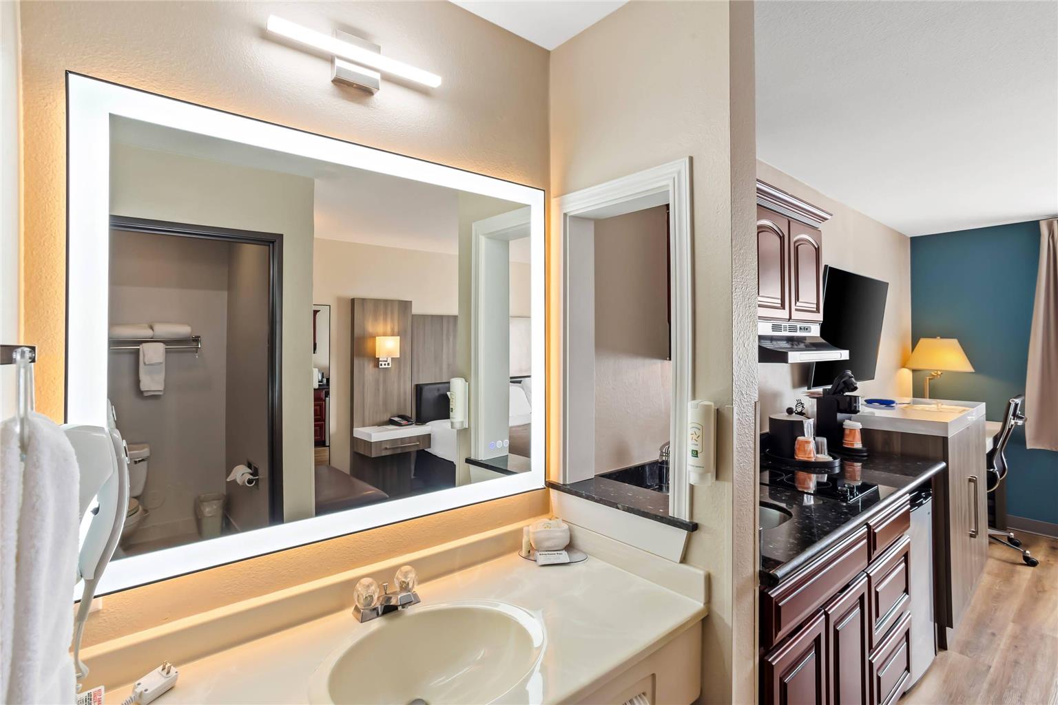 Quality Inn Port Orchard - photo 54