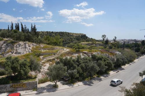 Hill View Apartment near Acropolis — 4-Star Luxury Hotel in Athens, Greece