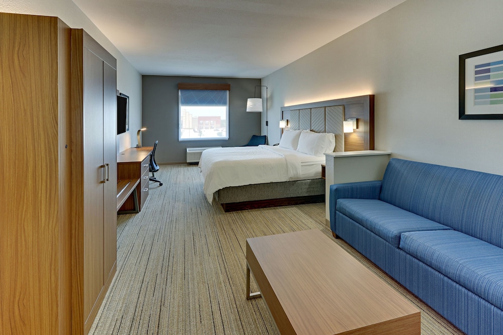 Holiday Inn Express Hotel & Suites Weatherford by IHG - photo 24
