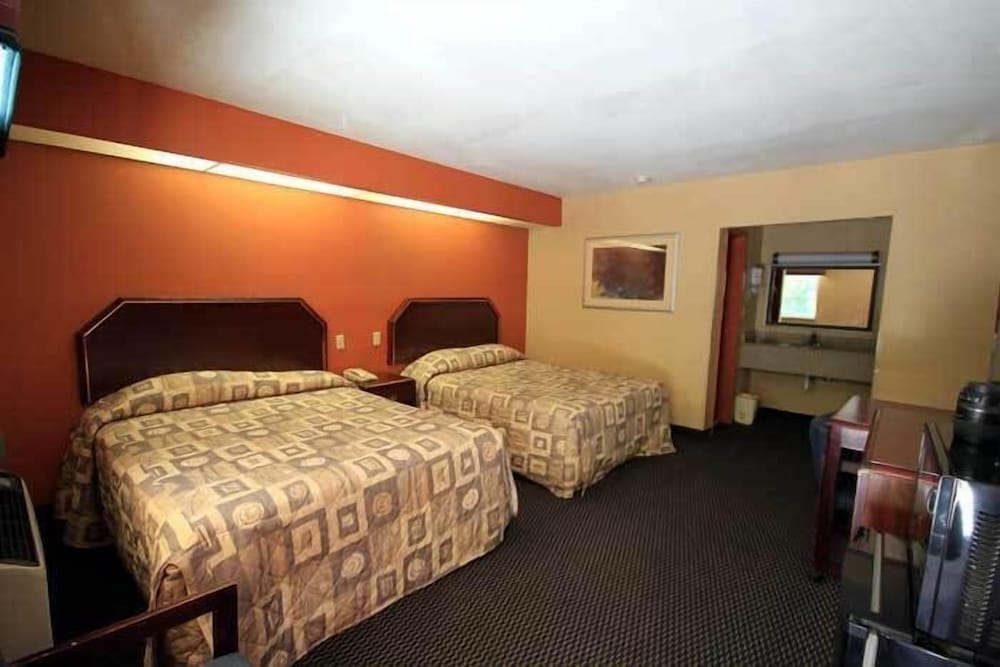 Holiday Terrace Motel - photo 16