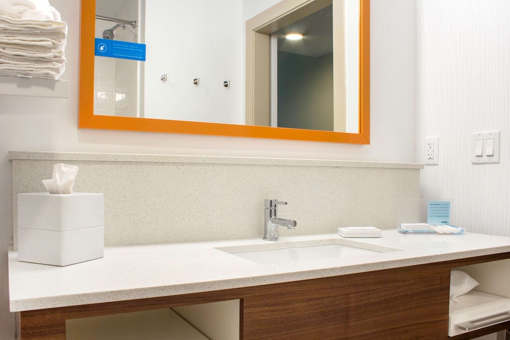 Hampton Inn Parker - photo 21