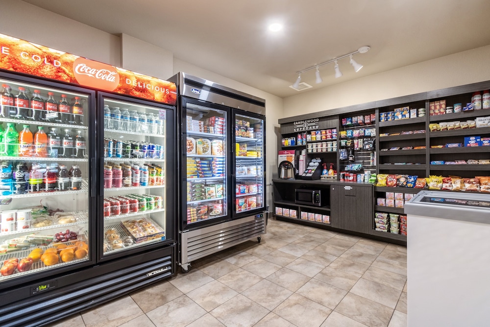 Candlewood Suites Portland Airport by IHG - photo 52