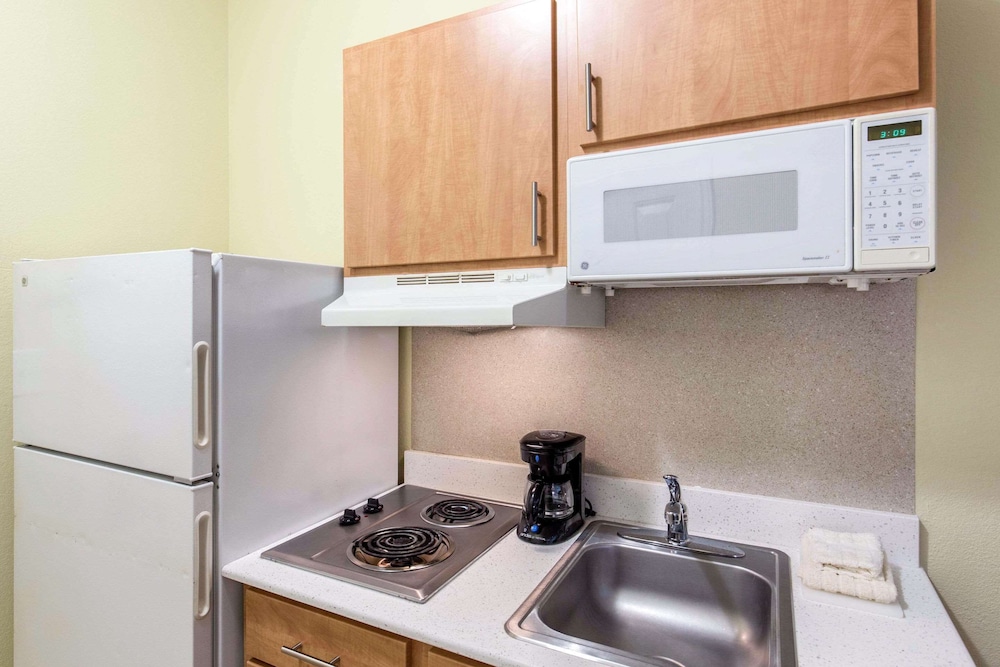Hawthorn Extended Stay by Wyndham Lewisville - photo 21