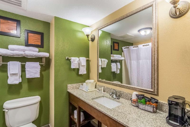 Comfort Inn & Suites Panama City North - photo 30