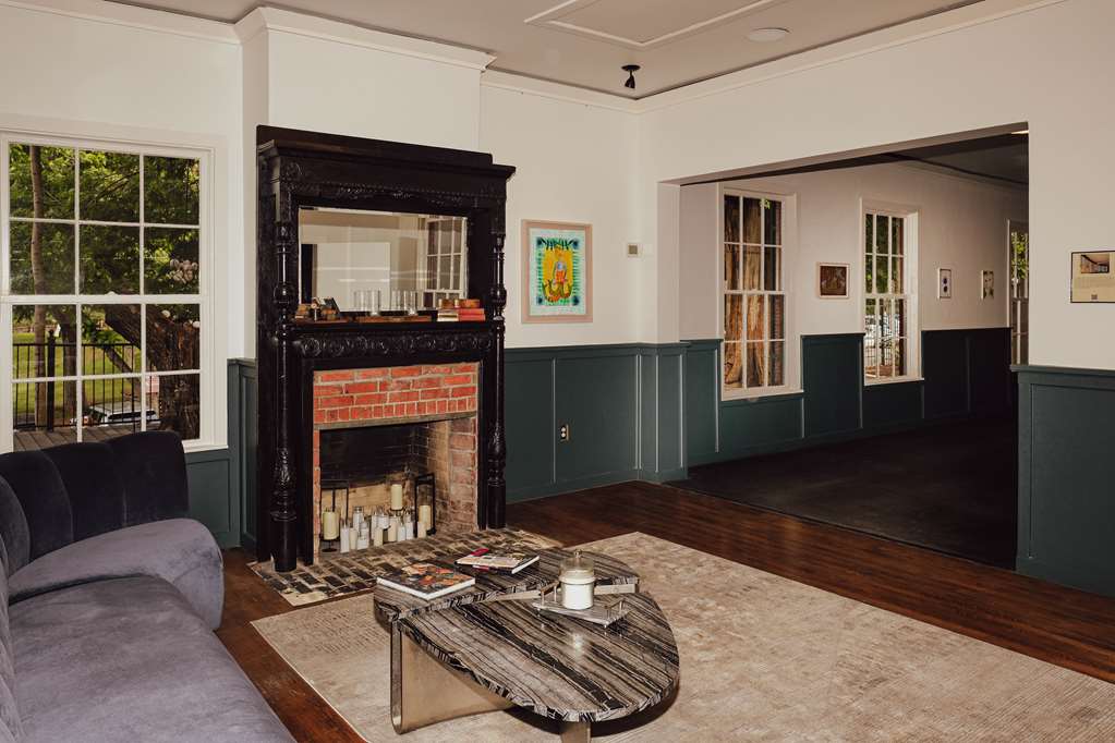 The Loren Hotel Austin - photo 10
