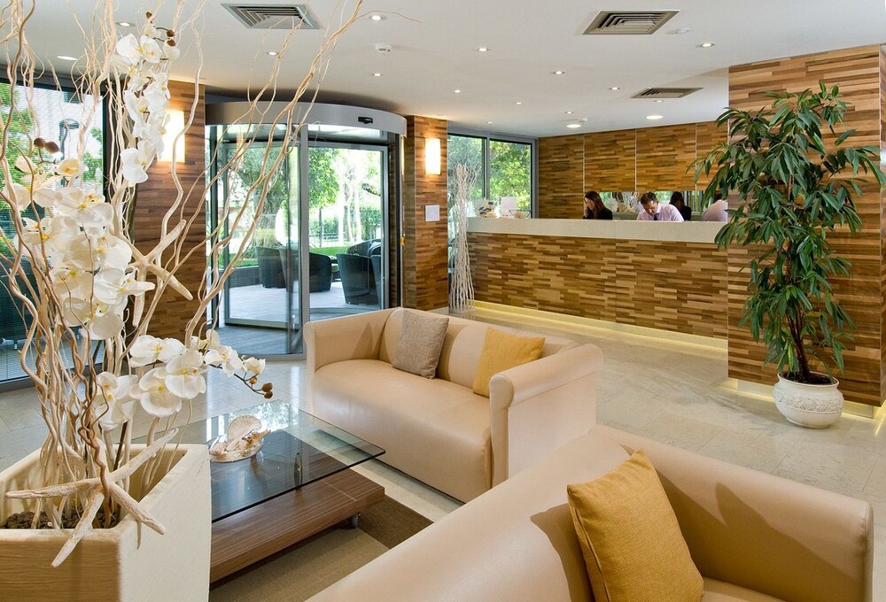 Madison - carbon neutral hotel in Cattolica