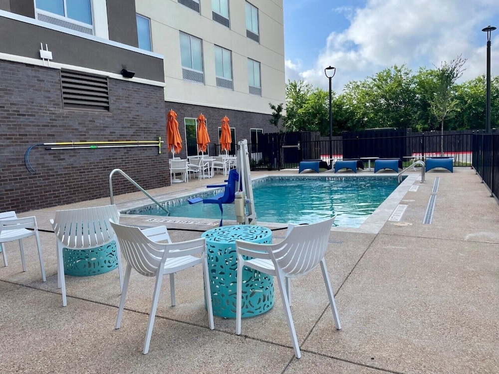 Hampton Inn & Suites Cedar Park North Austin - photo 22