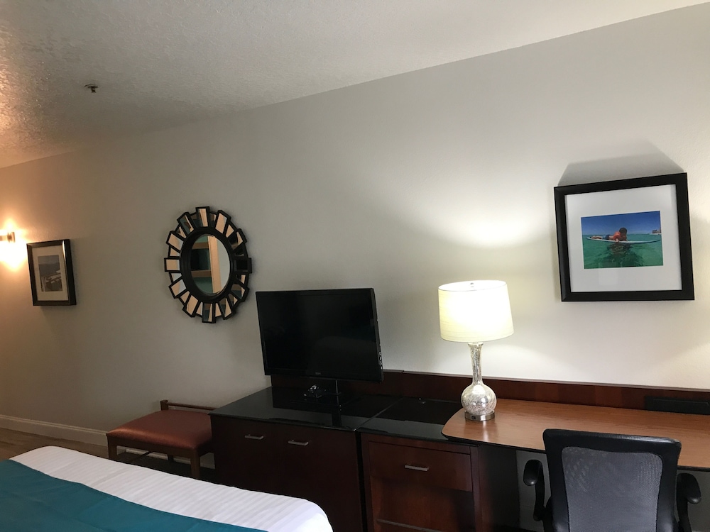 Hotel Pensacola - photo 11