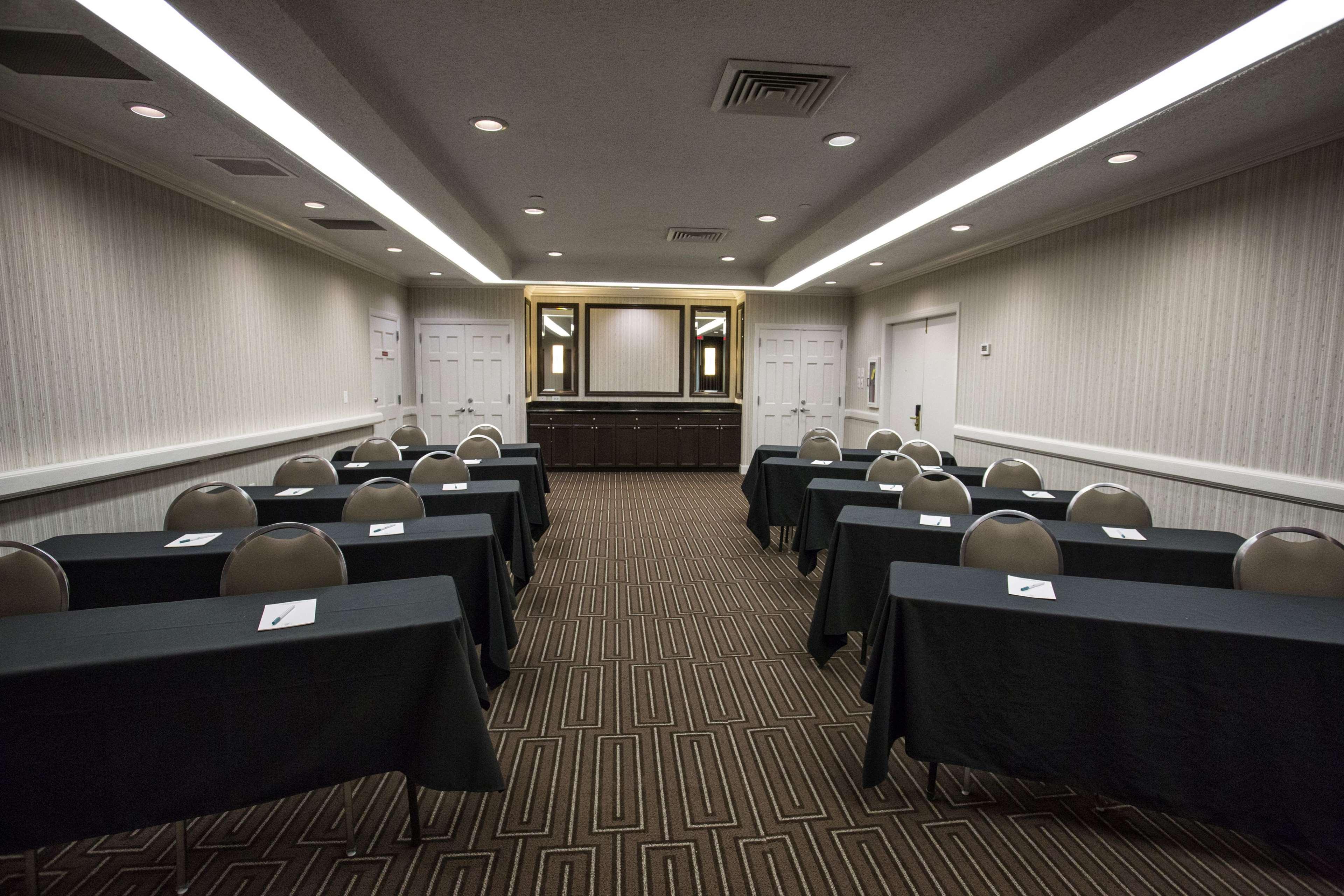 Homewood Suites by Hilton Savannah - photo 31