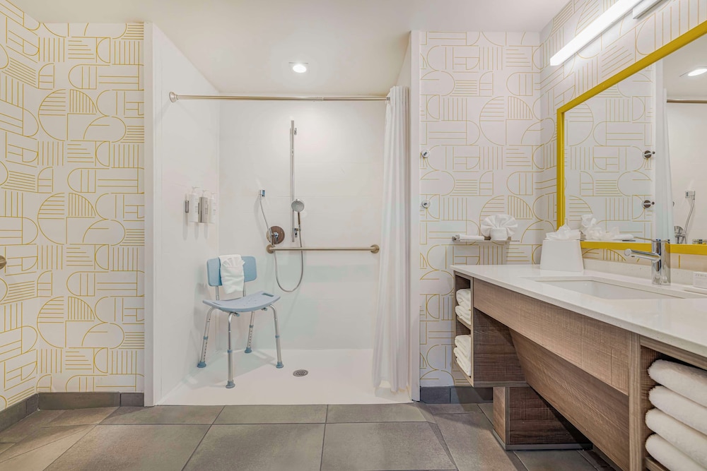 Home2 Suites by Hilton Colorado Springs Airport - photo 26