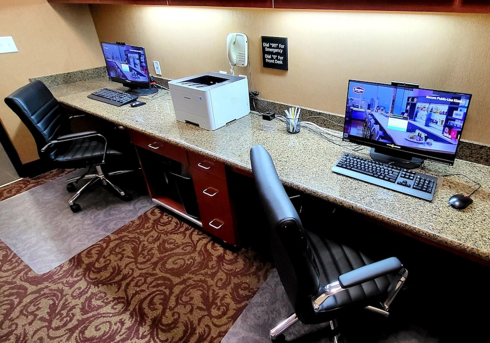 Hampton Inn & Suites Chesapeake Battlefield Blvd. - photo 51