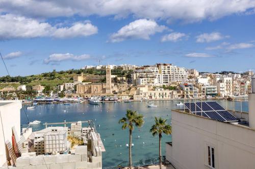 Seaview Beautiful 3BR Apt 1 — 4-Star Luxury Hotel in Marsaskala, Malta