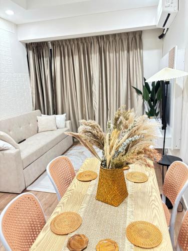 Cozy Dahlia Homestay Menara U2 AEON Shah Alam — 5-Star Luxury Hotel in Shah Alam, Malaysia