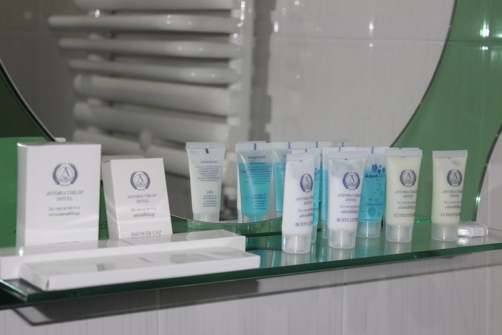 Bathroom amenities