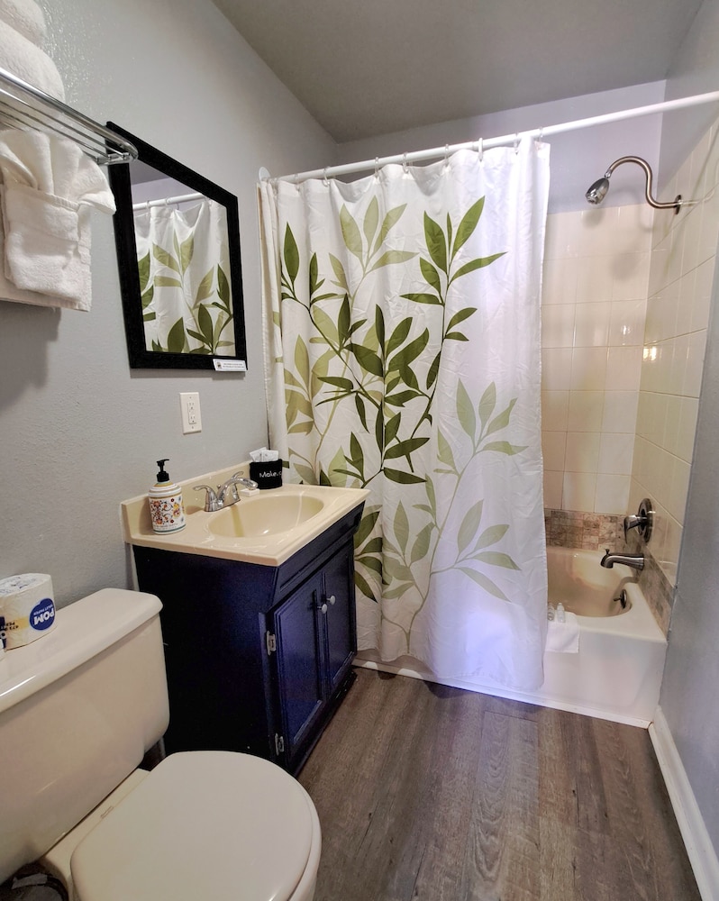 Buffalo Lodge Bicycle Resort - photo 151