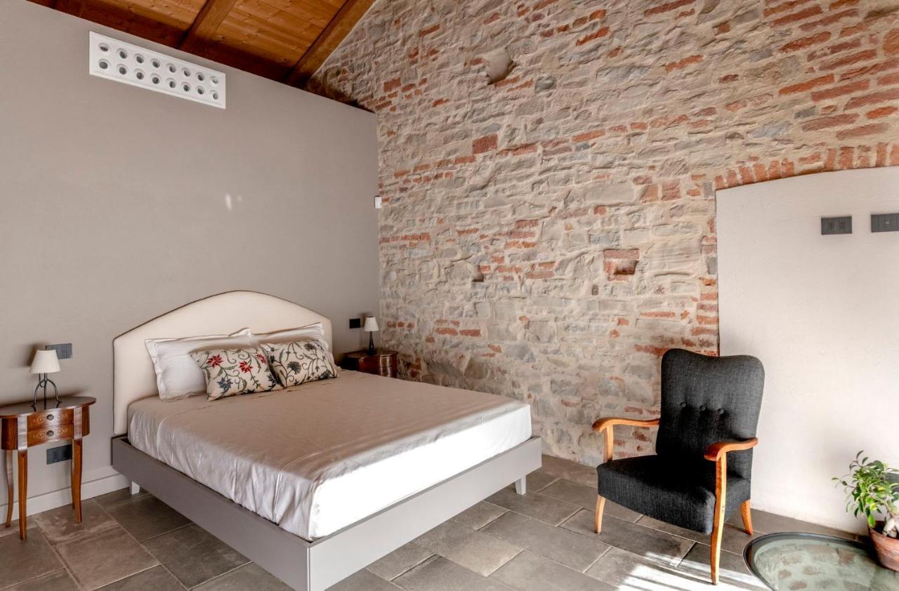 Boschetto Altalanga — 4-Star Luxury Hotel in Monesiglio, Italy