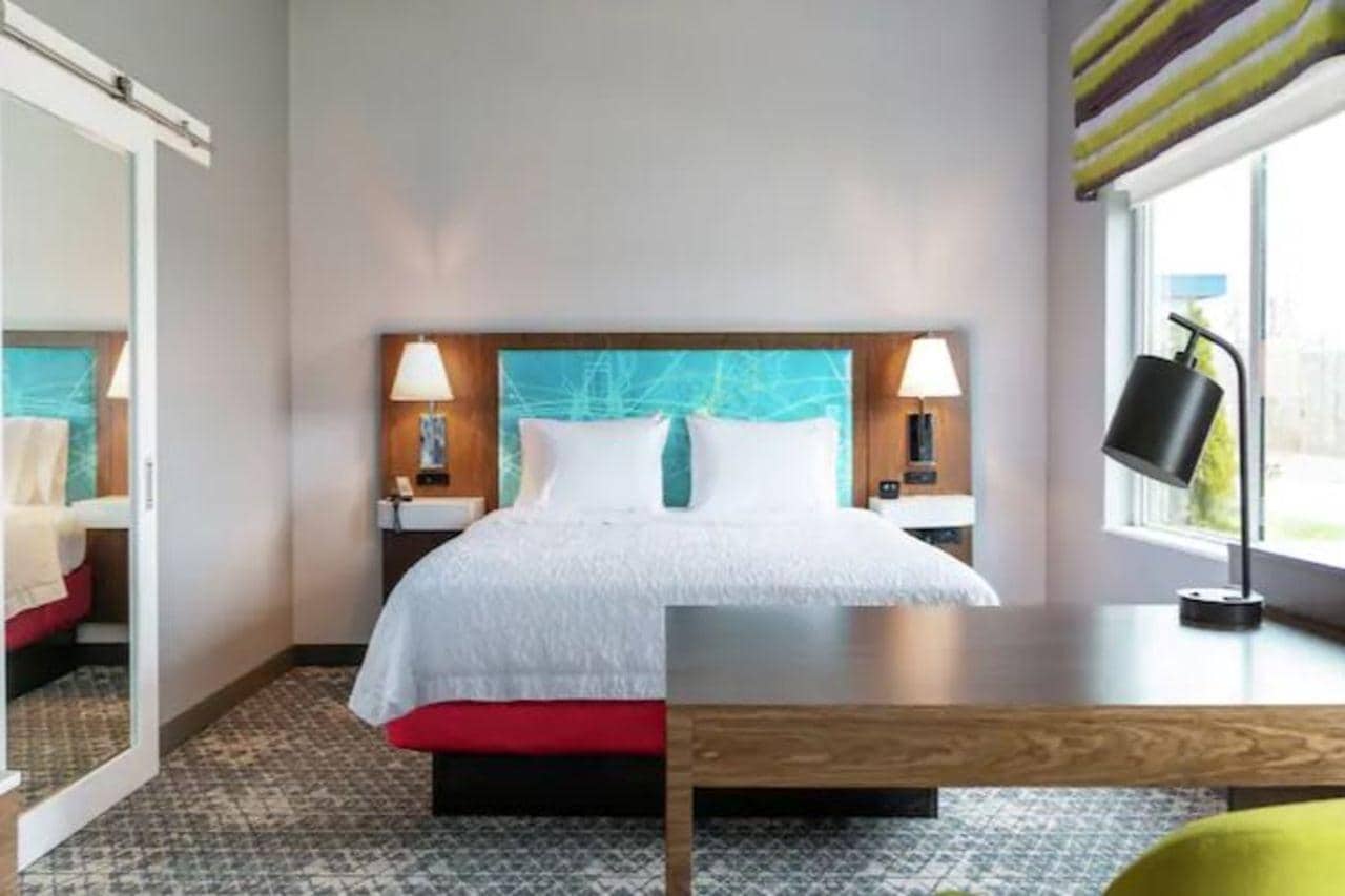 Hampton Inn & Suites Howell - photo 6