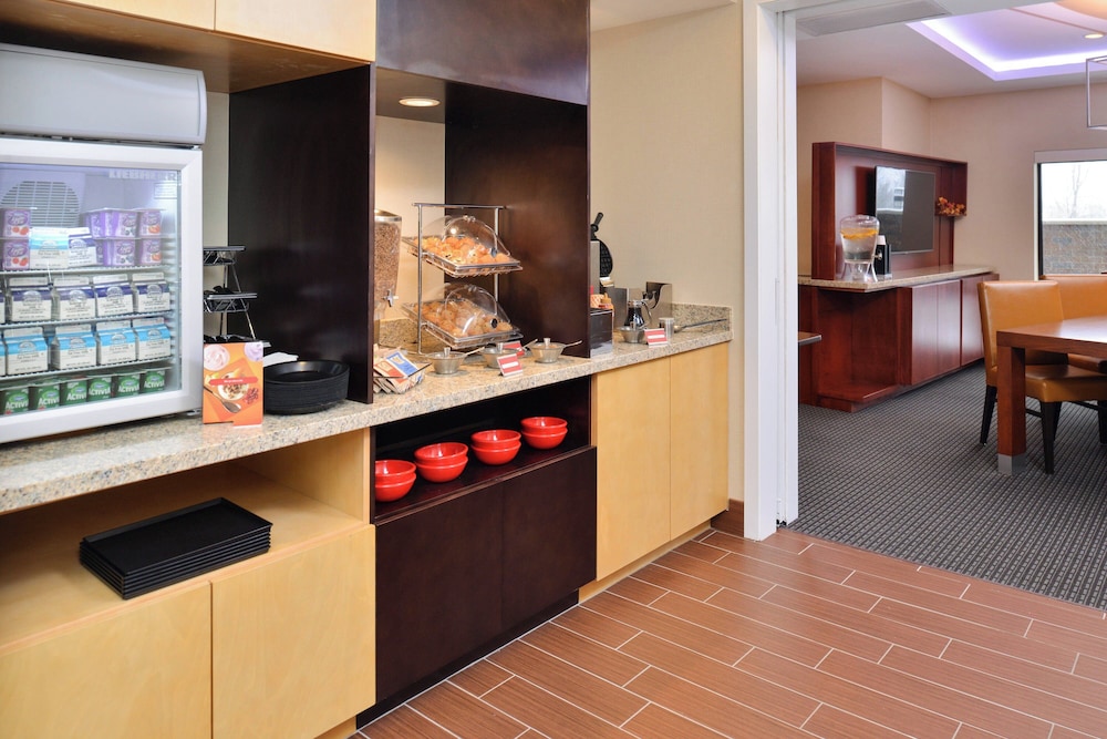TownePlace Suites Detroit Commerce - photo 27