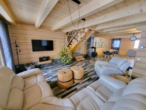 Dom pod Baranią Wisła sauna jacuzzi tężnia & widok na góry - carbon neutral hotel in Wisla