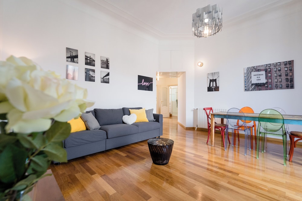 notaMi Cinque Vie Top Floor City Center — 4-Star Luxury Hotel in Milan, Italy