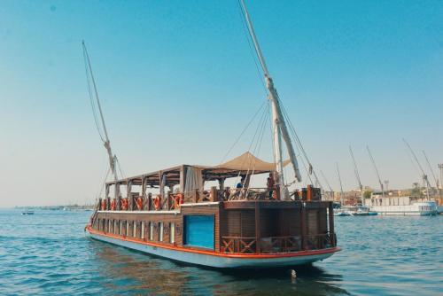 Queens By Time - carbon neutral hotel in Luxor