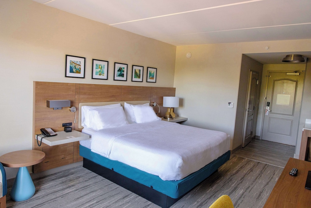 Hilton Garden Inn Lakewood - photo 26