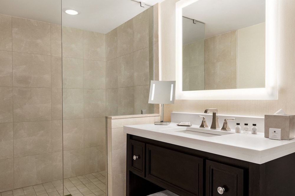 Crowne Plaza: Philadelphia King of Prussia by IHG - photo 18