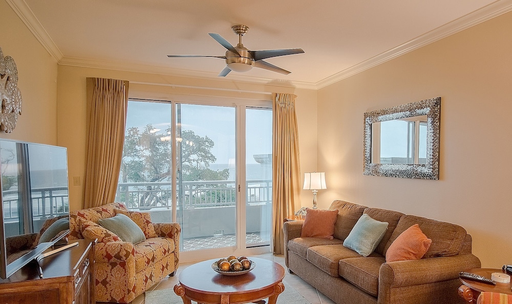 Legacy Ii 306 — 4-Star Luxury Hotel in Gulfport, United States
