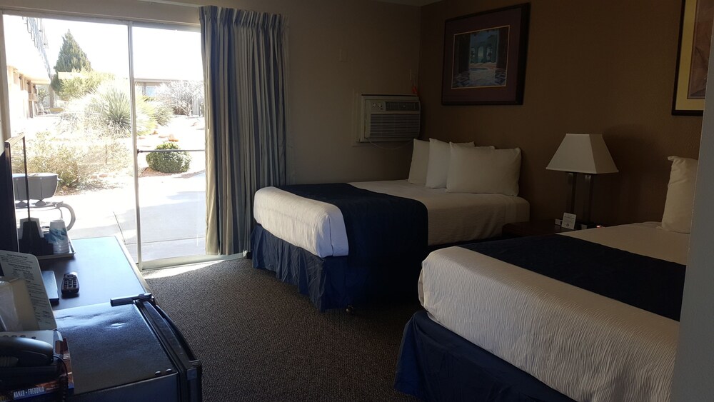 Lake Powell Canyon Inn - photo 19