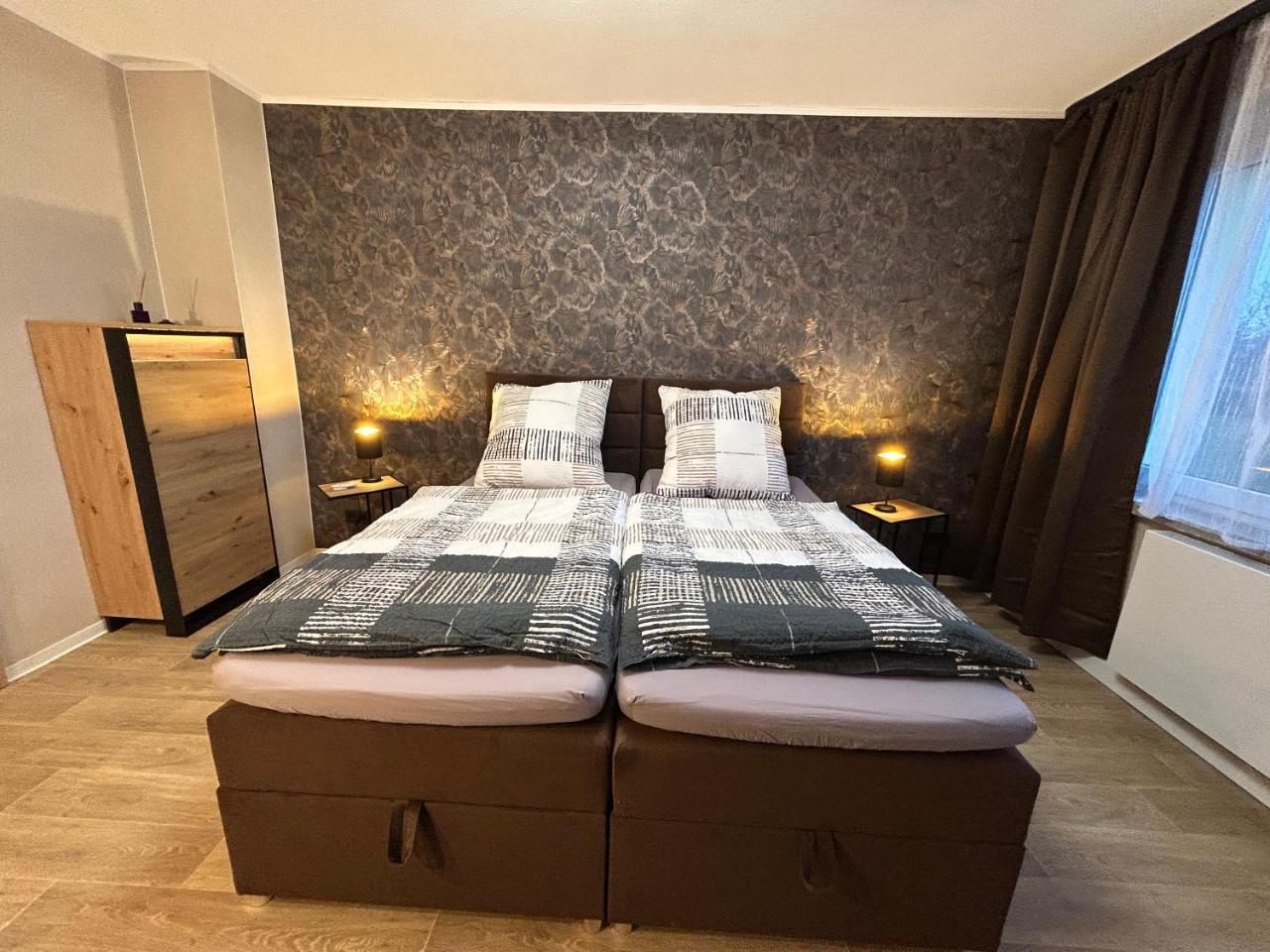 Apartement 1 — hotel in Sangerhausen