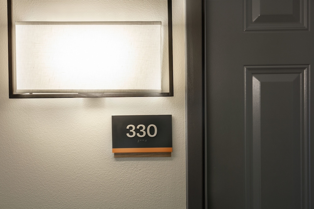 Candlewood Suites Fayetteville Fort Bragg by IHG - photo 42
