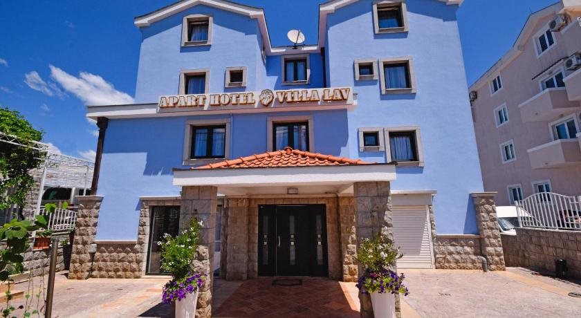 Apart hotel Villa Lav in Tivat, Montenegro