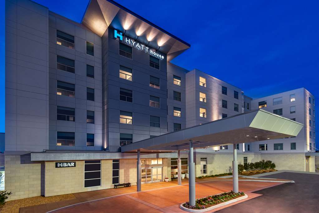 Hyatt House Tampa Airport Westshore - photo 2