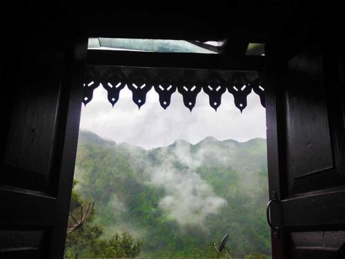 Silent Valley Alchauna along river Kalsa — hotel in Bhim Tal