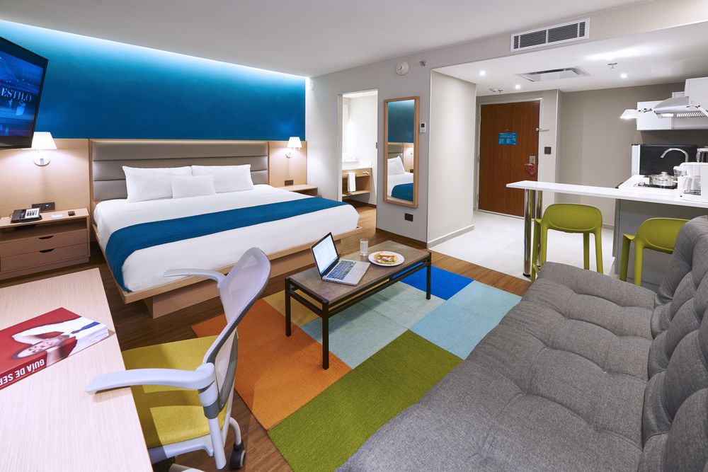 City Express Suites Playa del Carmen