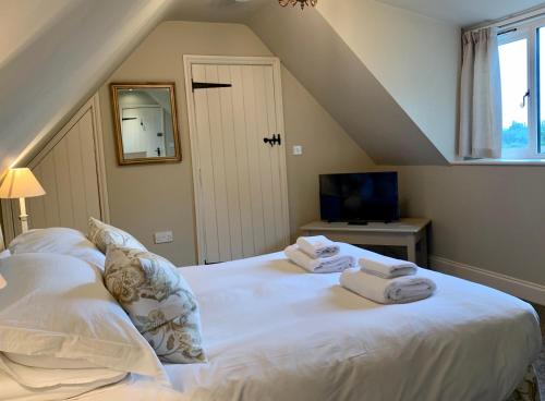 Fox Inn — hotel in Saxmundham