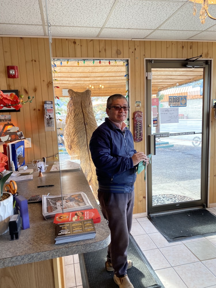 Rustic Inn Motel - photo 5