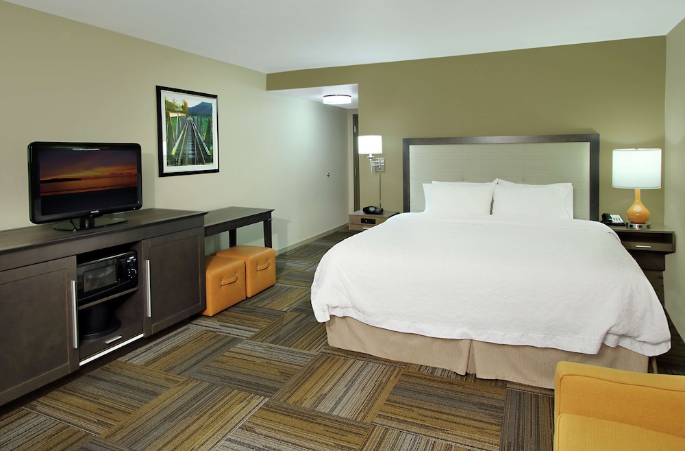 Hampton Inn Jasper - photo 16