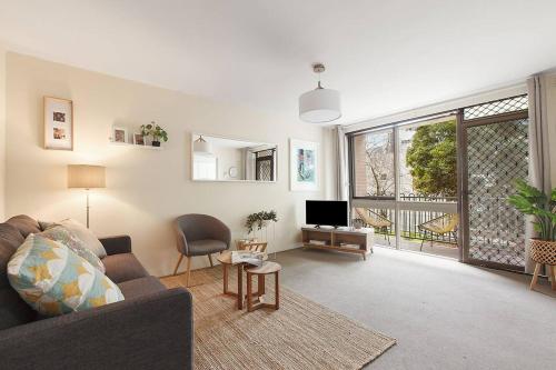 Spacious Suburban Comfort Perfect for Families — hotel near Melbourne Essendon Airport