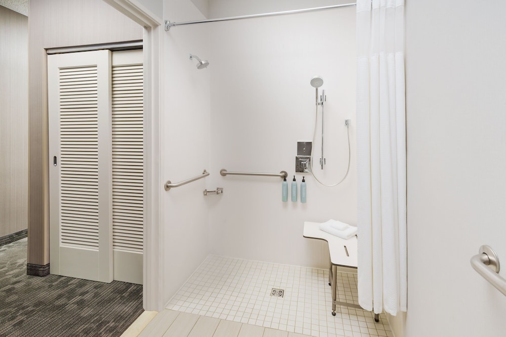 Courtyard by Marriott Roseville - photo 21