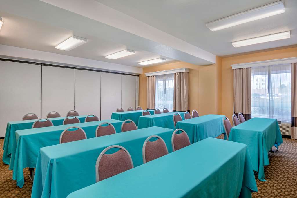 Comfort Inn & Suites Salem Northeast - photo 31